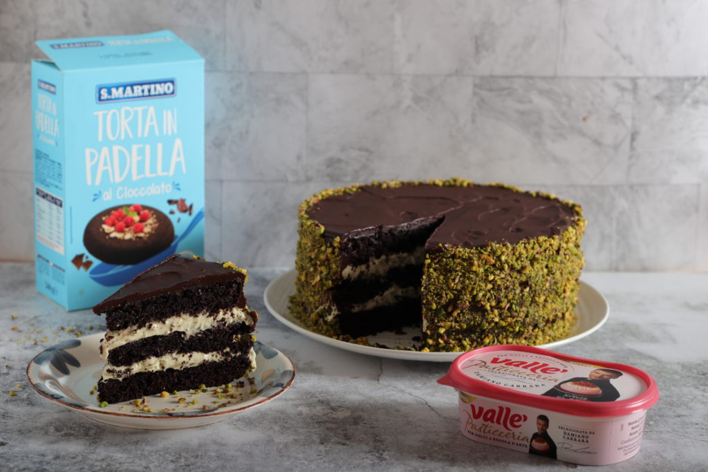 Torta in padella cioccolato e pistacchio