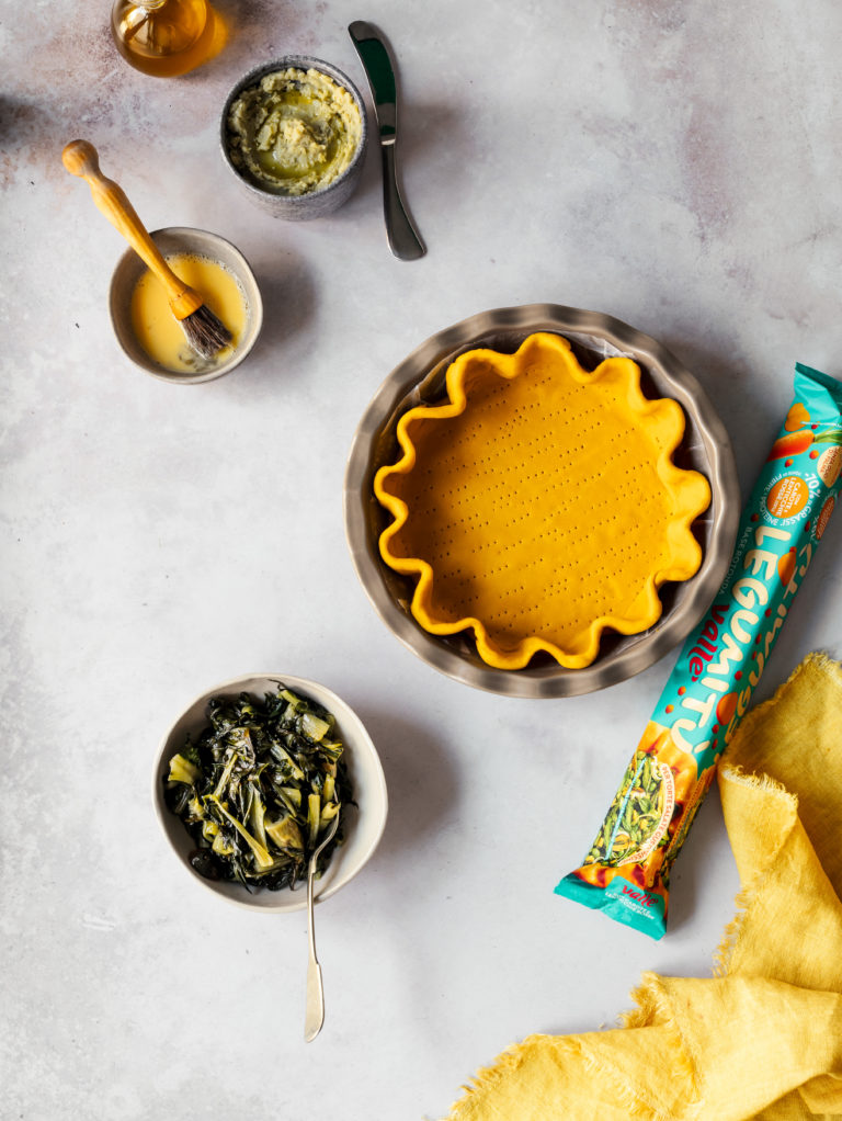 crostata-salata-legumi-fave-e-cicorie